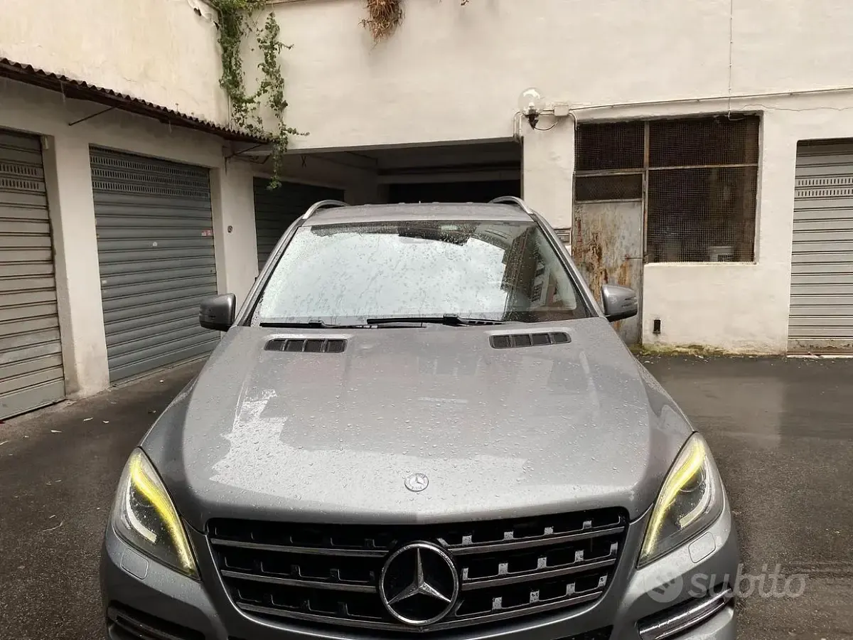 Usata Mercedes ML250 204 CV (150 kW) 2013 Grigio SUV
