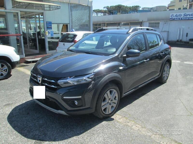Usata Dacia Sandero Comfort 101 CV (74 kW) 2021 Grigio scuro metallizzato Utilitaria