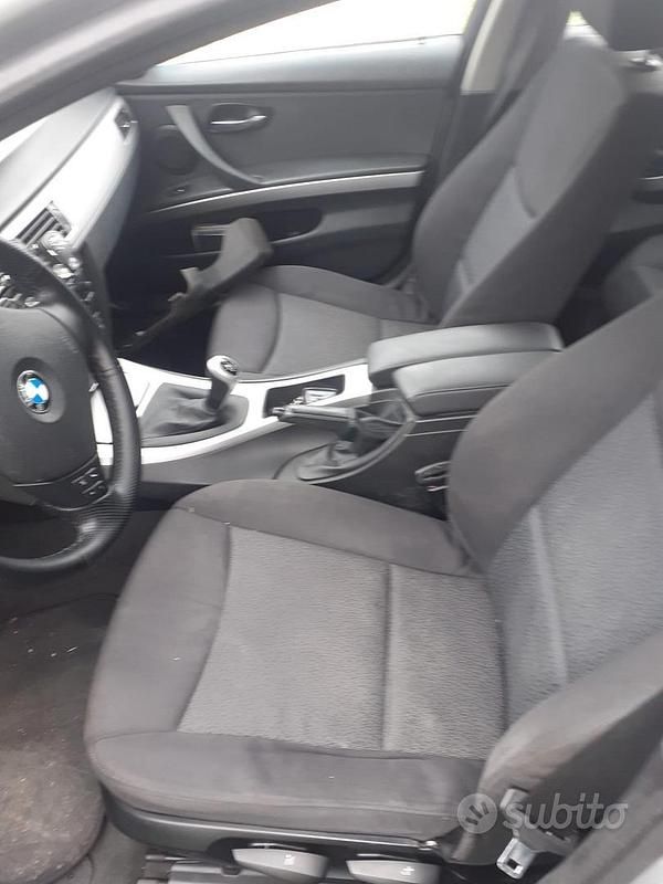 Usata BMW 320 Efficient Dynamics 2007 Grigio Station wagon