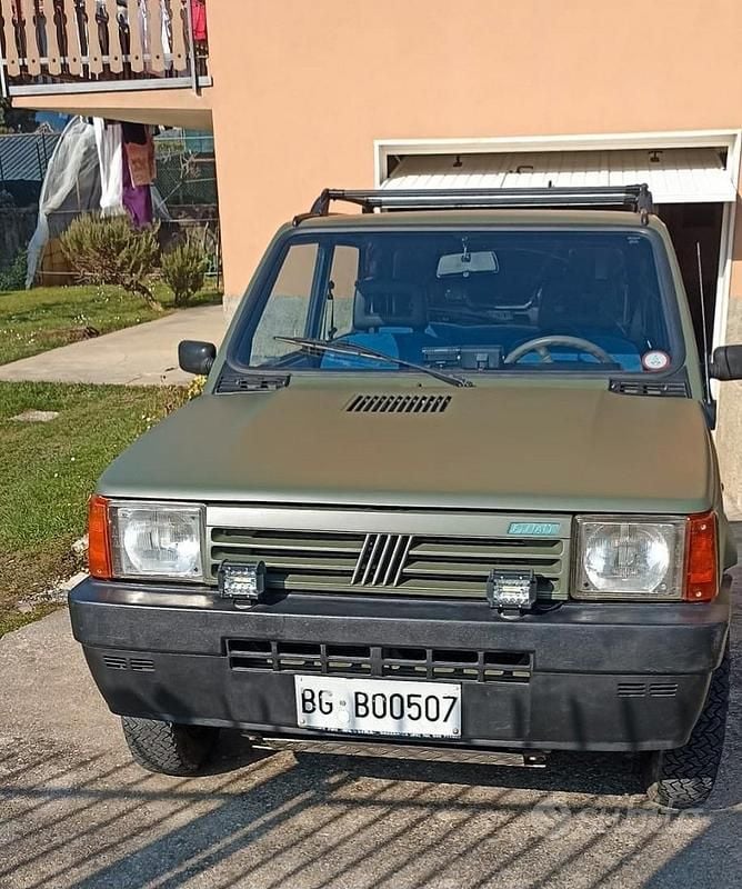 Usata Fiat Panda 4x4 50 CV (36 kW) 1989 Verde Utilitaria