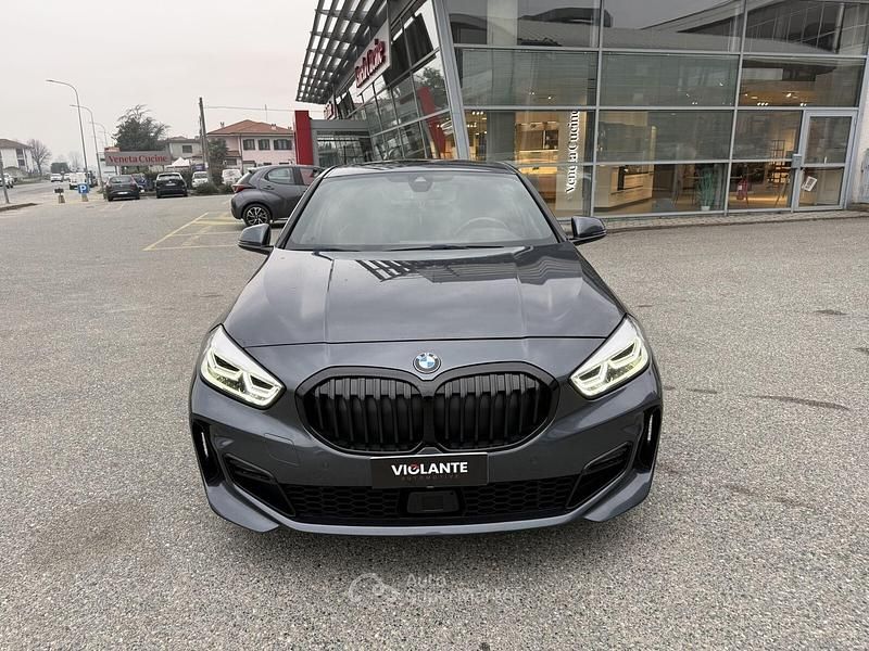 Usata BMW 118 M Sport 150 CV (110 kW) 2021 Grigio Utilitaria