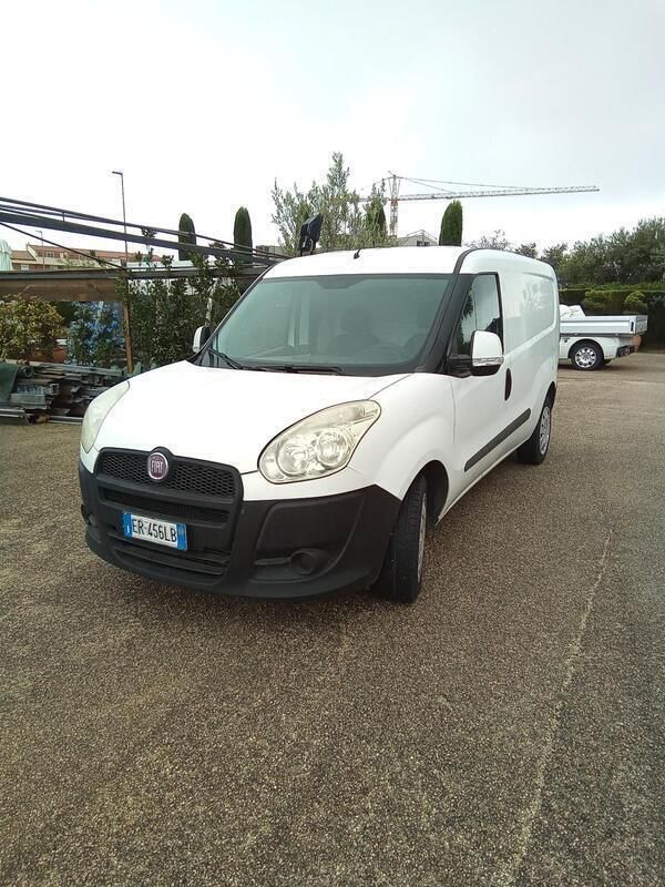 Usata Fiat Doblò 120 CV (88 kW) 2013 Bianco Monovolume
