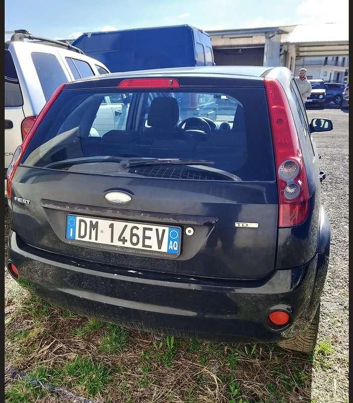 Usata Ford Fiesta 68 CV (50 kW) 2008 Utilitaria