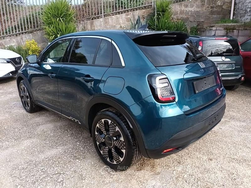 Usata Fiat 600 La Prima 110 CV (80 kW) 2025 Verde SUV