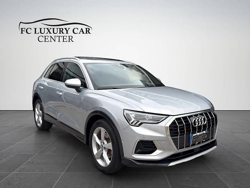Grigio Usata 2019 Audi Q3 S-Line SUV | 24.500 € (Buon prezzo) - Immagine 1/4