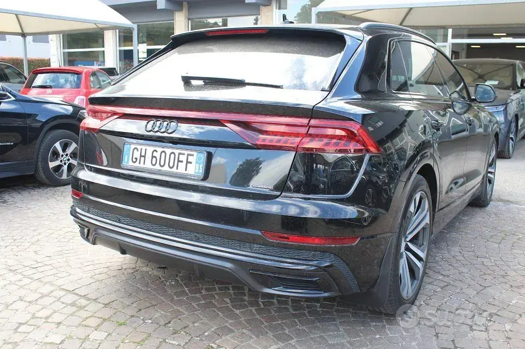 Usata Audi Q8 Sport 286 CV (210 kW) 2019 Nero SUV
