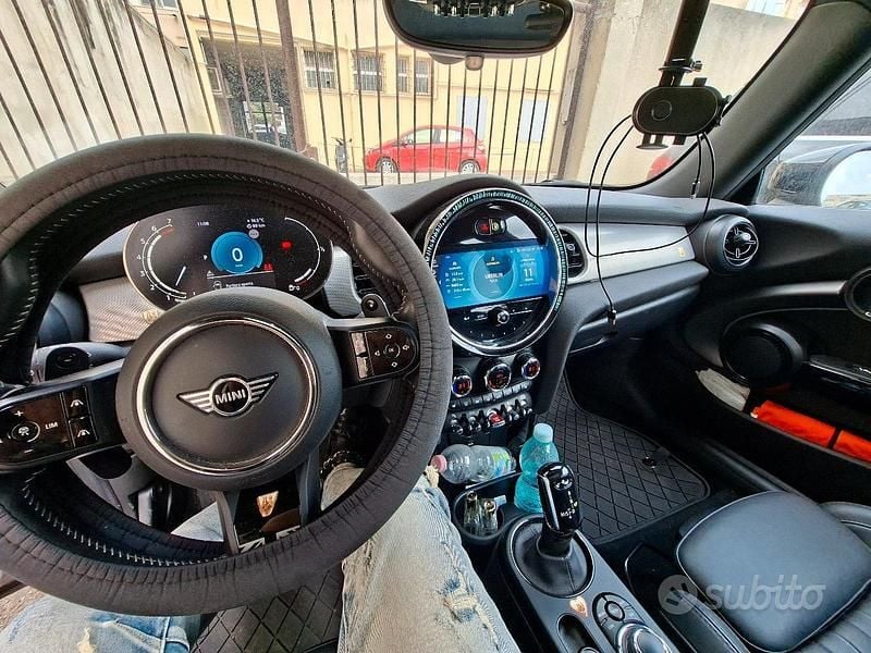 Usata Mini Cooper S 173 CV (127 kW) 2021 Grigio Utilitaria