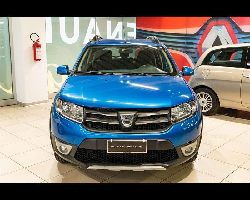 Usata Dacia Sandero Prestige 90 CV (66 kW) 2015 Blu/azzurro Utilitaria