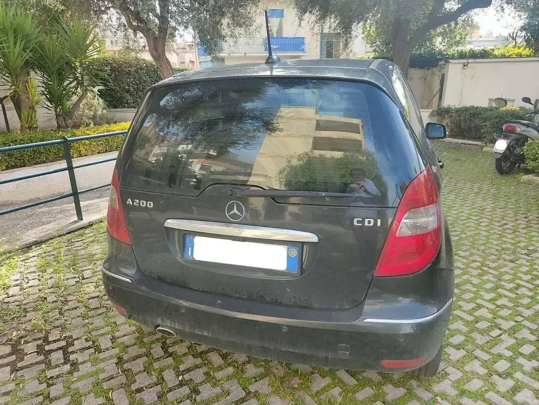 Usata Mercedes A200 Elegance 140 CV (102 kW) 2009 Nero Monovolume