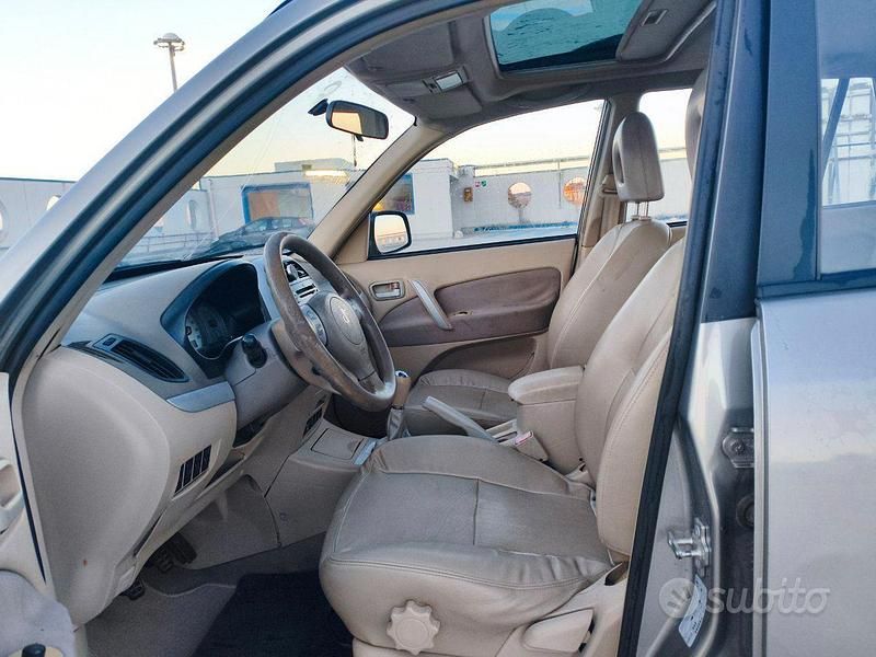 Usata DR DR5 128 CV (94 kW) 2009 Grigio SUV