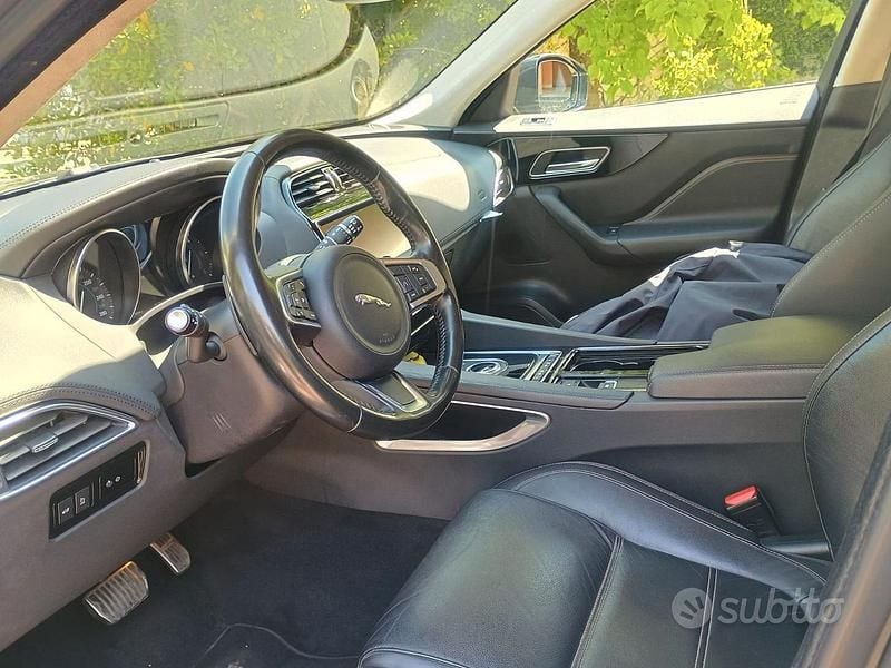 Usata Jaguar F-Pace 180 CV (132 kW) 2019 SUV