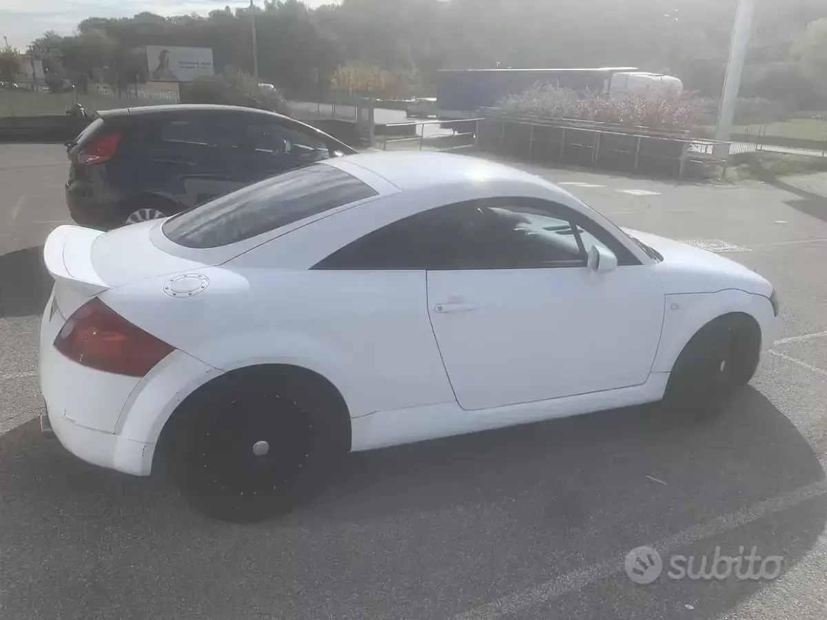 Usata Audi TT 179 CV (131 kW) 1999 Bianco Coupé