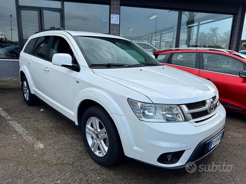 Usata Fiat Freemont Urban 170 CV (125 kW) 2015 Bianco SUV