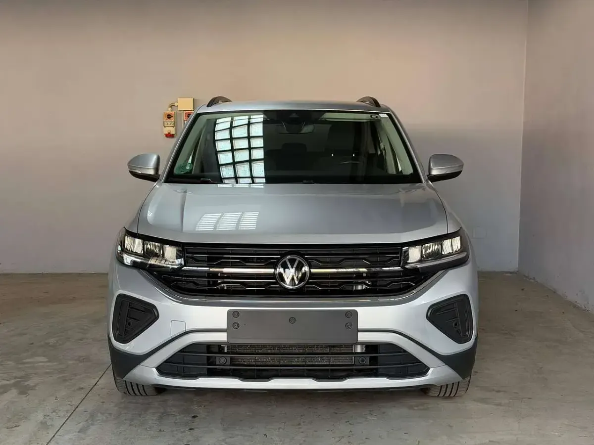 Usata VW T-Cross Life 116 CV (85 kW) 2025 Grigio SUV