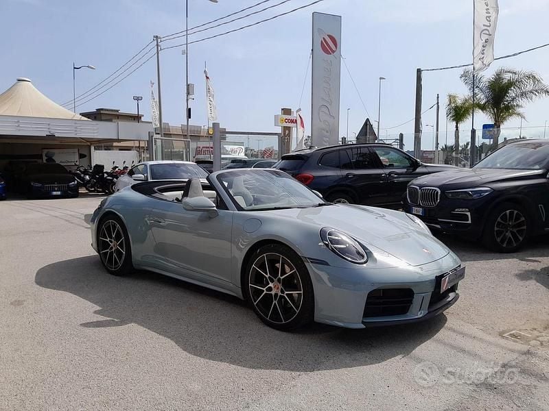 Usata Porsche 911 Carrera Cabriolet 394 CV (289 kW) 2025 Blu Cabrio