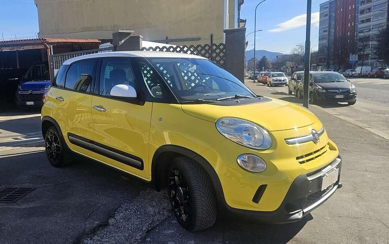 Usata Fiat 500L Trekking 120 CV (88 kW) 2014 Giallo Monovolume
