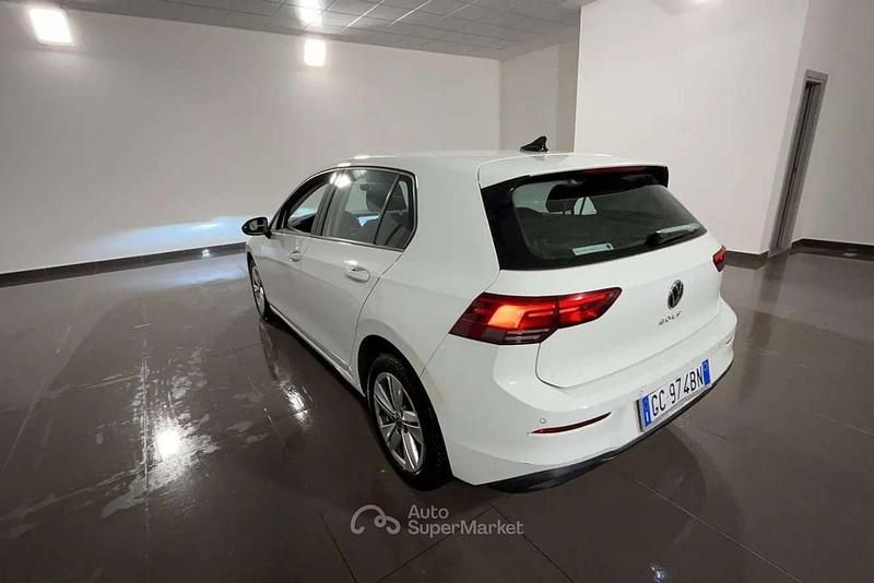 Usata VW Golf VIII Life 117 CV (86 kW) 2020 Bianco Berlina