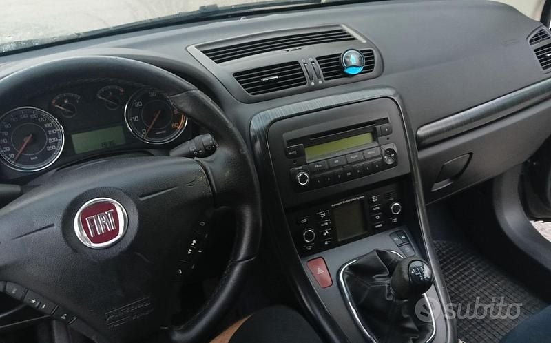 Usata Fiat Croma 150 CV (110 kW) 2008 Grigio Station wagon