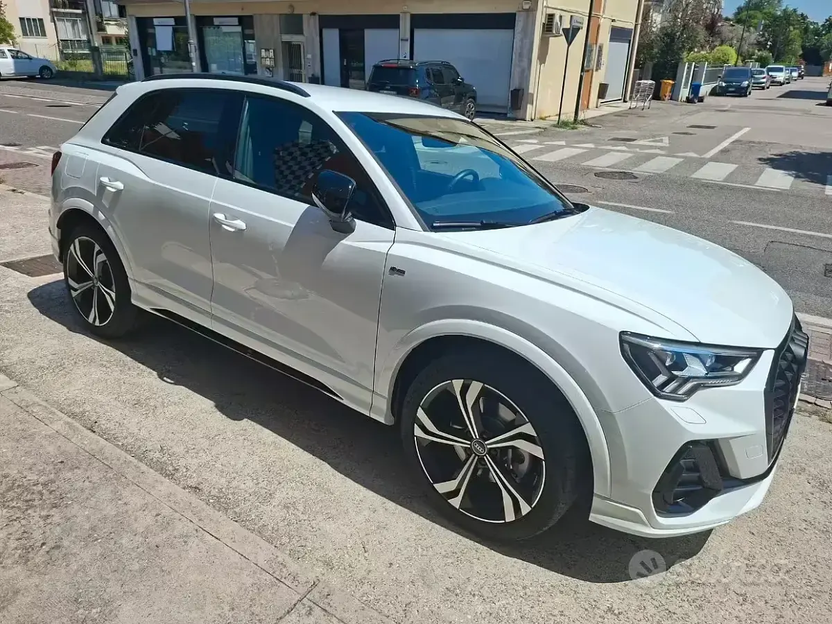 Usata Audi Q3 S-Line 190 CV (139 kW) 2024 Bianco SUV