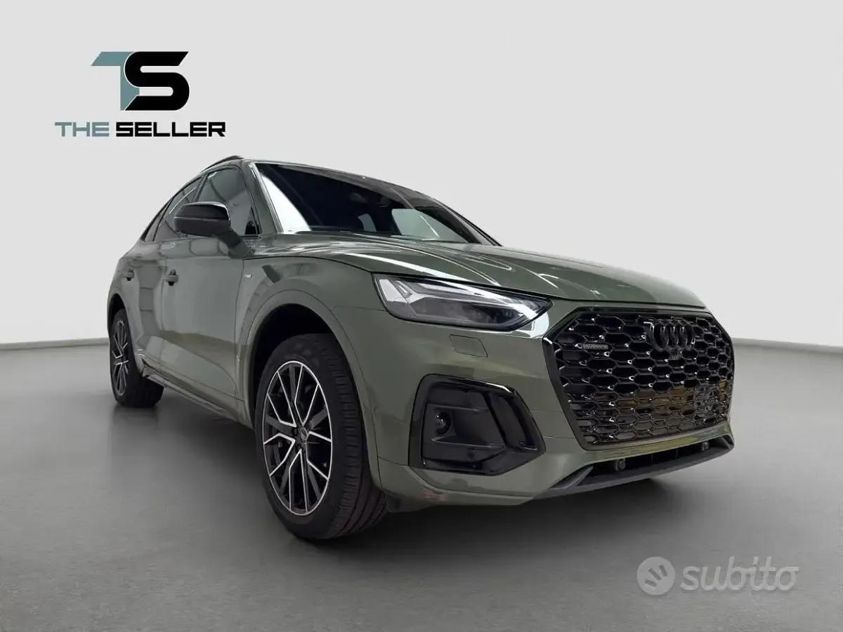 Usata Audi Q5 Sportback Comfort 204 CV (150 kW) 2025 Verde SUV