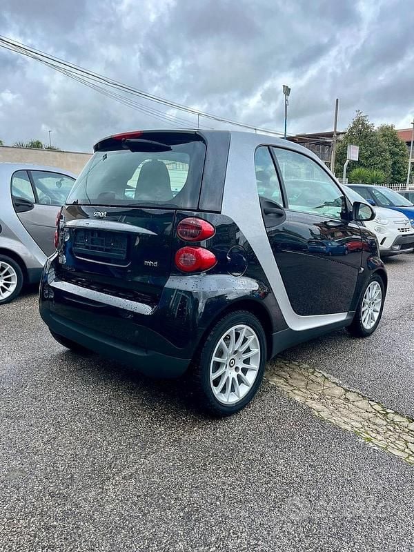 Begagnad Smart ForTwo Coupé Passion 71 HK (52 kW) 2009 Svart Sportkupé