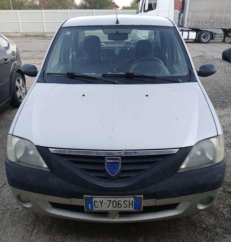 Usata 2006 Dacia Logan Berlina | 800 € (Buon prezzo) - Immagine 1/4