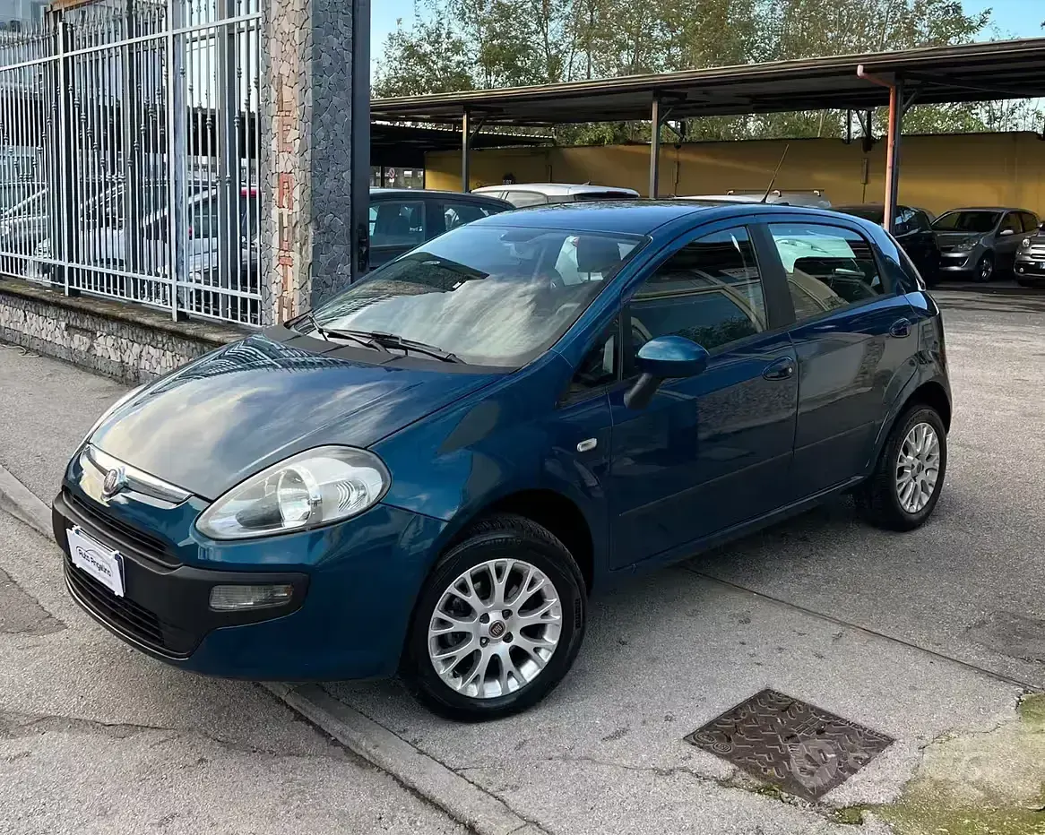 Usata Fiat Punto Evo 70 CV (51 kW) 2012 Utilitaria