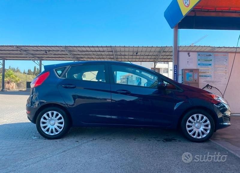 Usata Ford Fiesta 75 CV (55 kW) 2016 Utilitaria
