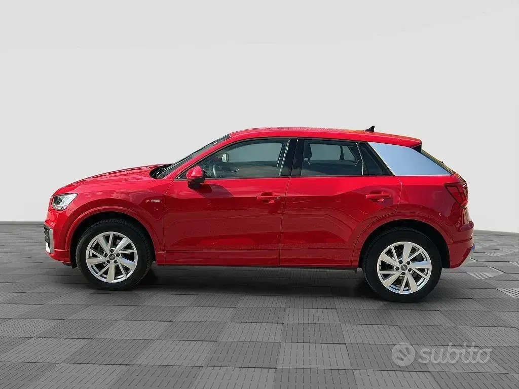 Usata Audi Q2 S-Line 116 CV (85 kW) 2020 Rosso SUV