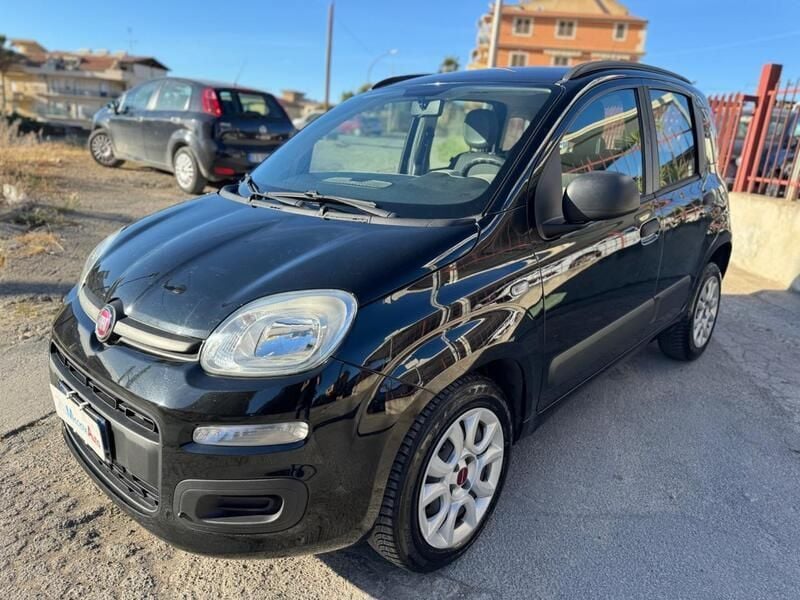 Usata Fiat Panda Easy 85 CV (62 kW) 2014 Nero Utilitaria