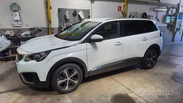 Usata Peugeot 5008 Allure 131 CV (96 kW) 2019 Bianco Monovolume