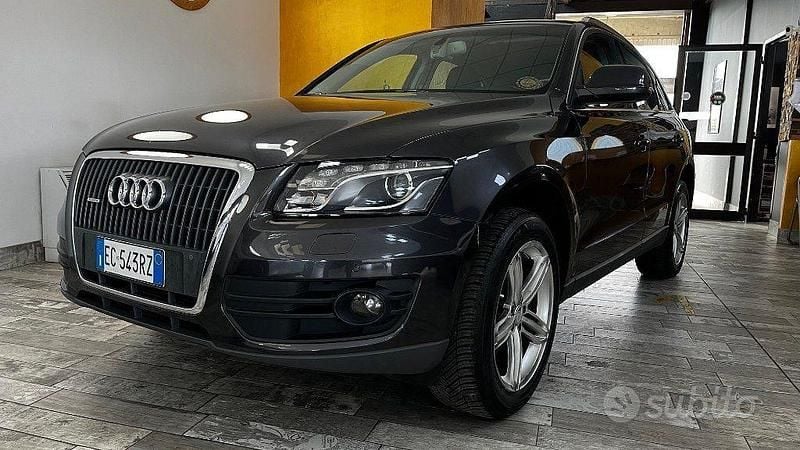 Usata Audi Q5 143 CV (105 kW) 2010 Grigio SUV