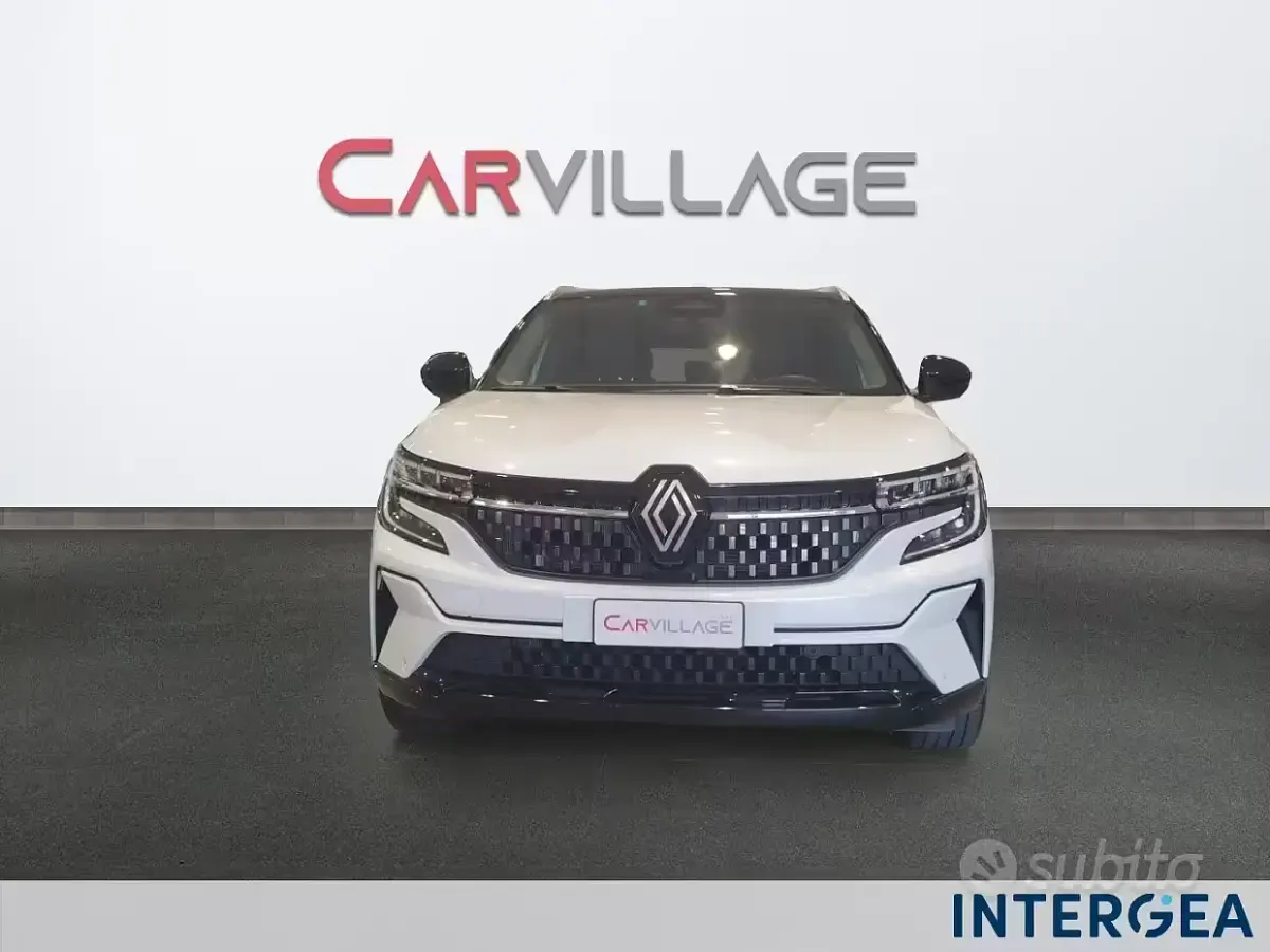 Usata Renault Austral Iconic 200 CV (147 kW) 2023 Bianco SUV
