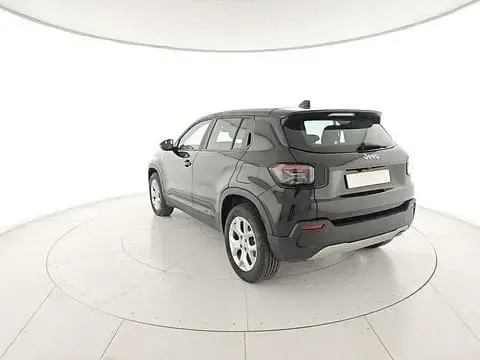 Usata Jeep Avenger Altitude 101 CV (74 kW) 2025 Nero SUV