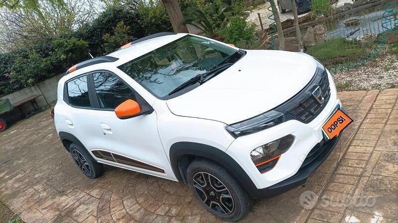Usata Dacia Spring 18 kW (25 CV) 2022 Bianco Utilitaria