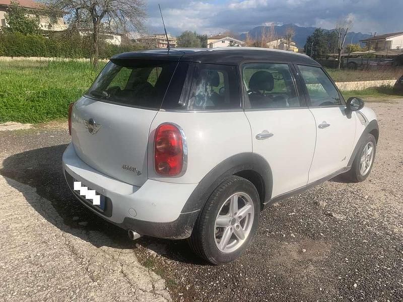 Usata Mini Cooper D Countryman 111 CV (81 kW) 2010 Bianco SUV