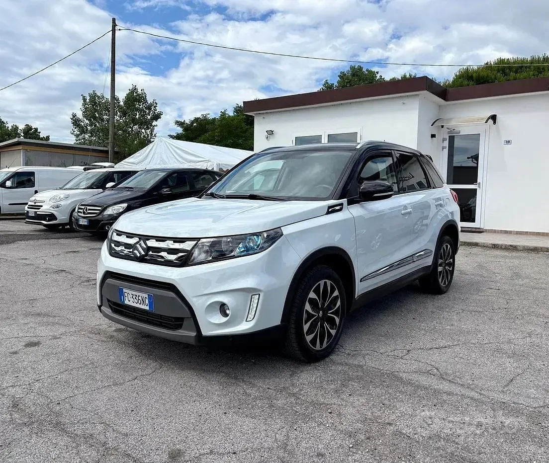 Usata Suzuki Vitara 120 CV (88 kW) 2016 Bianco SUV