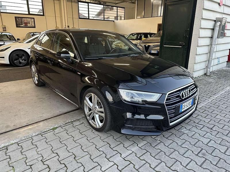 Begagnad Audi A3 S-Line 190 HK (139 kW) 2020 Svart Sedan