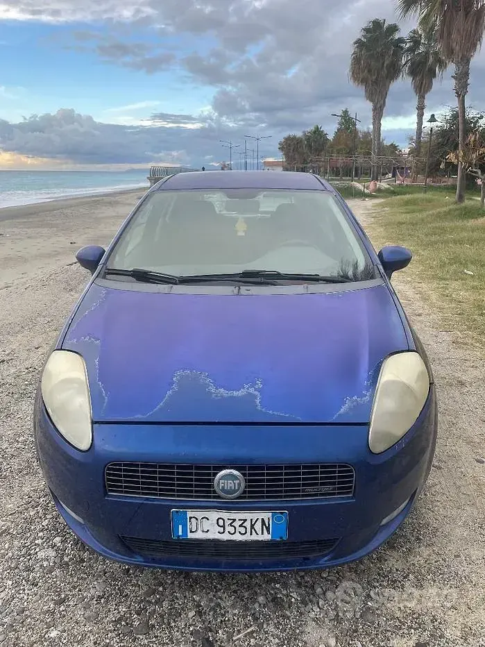 Usata Fiat Grande Punto 120 CV (88 kW) 2009 Blu Utilitaria