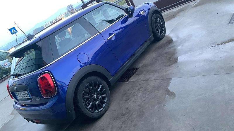 Usata Mini ONE 75 CV (55 kW) 2019 Utilitaria