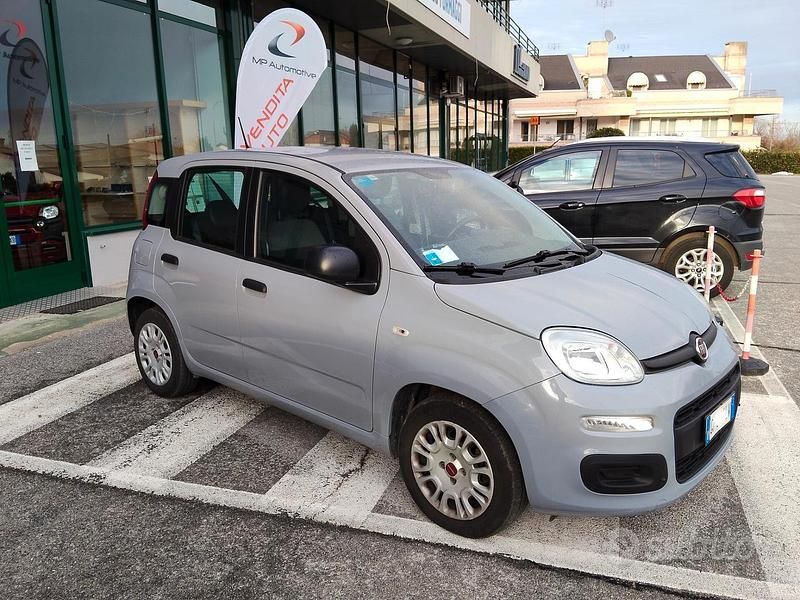 Usata Fiat Panda 70 CV (51 kW) 2021 Grigio Berlina