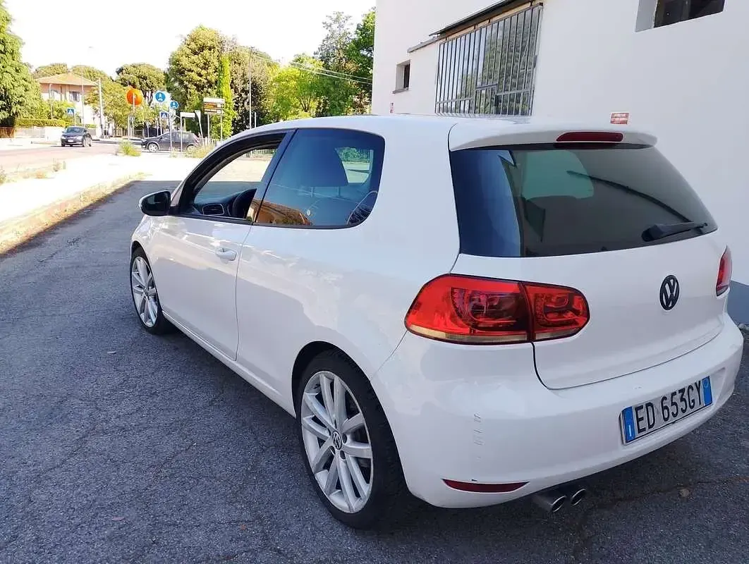 Usata VW Golf VI Highline 122 CV (89 kW) 2011 Utilitaria