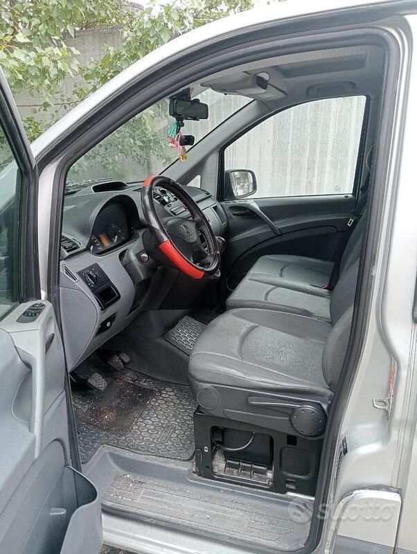 Usata Mercedes Vito 2010 Grigio Furgone