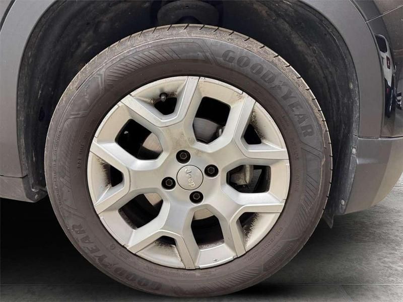 Usata Jeep Avenger Longitude 101 CV (74 kW) 2023 Nero SUV