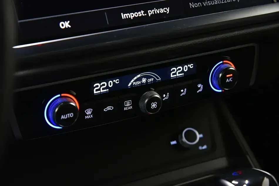 Usata Audi Q3 S-Line 150 CV (110 kW) 2024 Grigio SUV