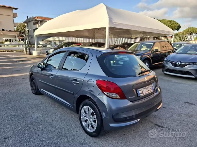 Usata Peugeot 207 75 CV (55 kW) 2009 Grigio Berlina