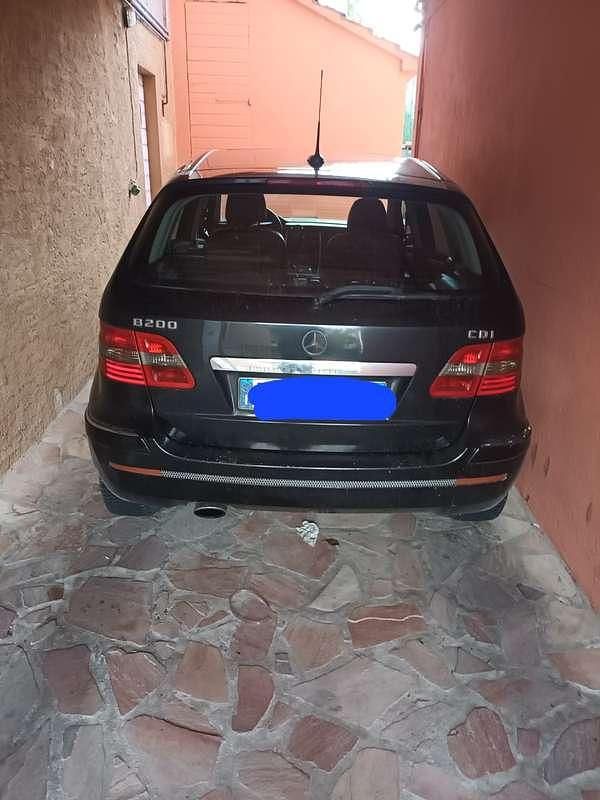 Usata Mercedes B200 140 CV (102 kW) 2007 Monovolume