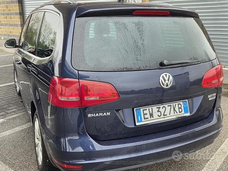 Begagnad VW Sharan 140 HK (102 kW) 2014 Blå Minibuss