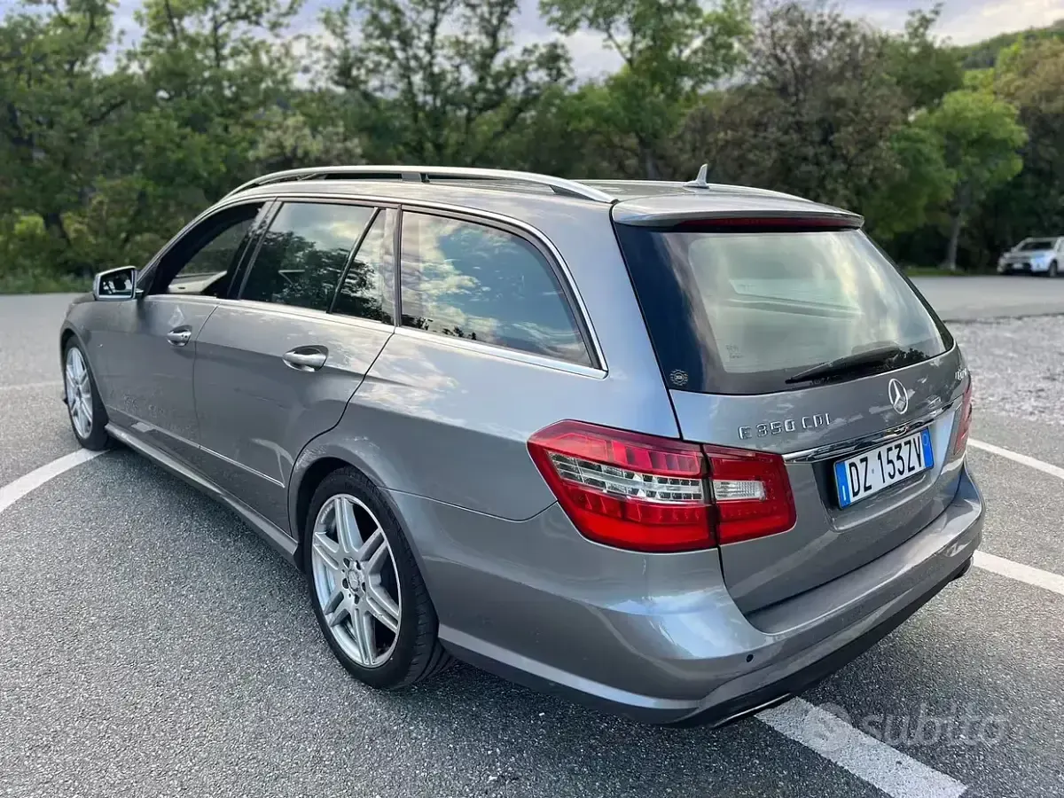 Usata Mercedes E350 231 CV (169 kW) 2010 Grigio Station wagon