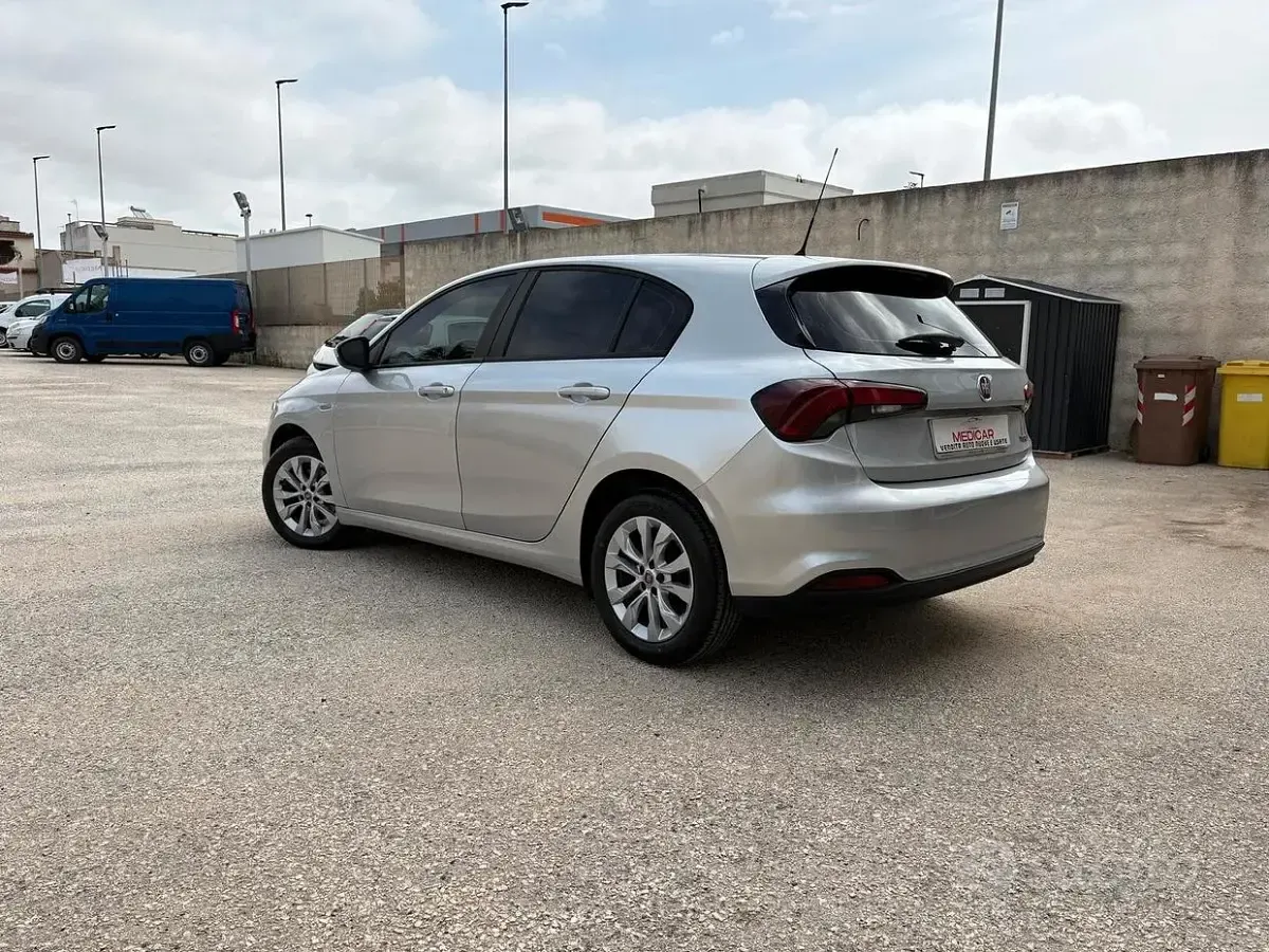 Usata Fiat Tipo Easy 95 CV (69 kW) 2019 Grigio Berlina